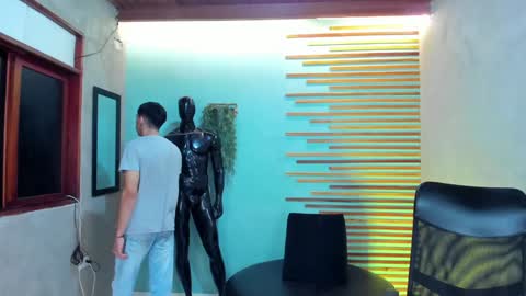 Snapshot of jharol_cardona chatting on 12.08.24 Jharol online show from 12.08.24