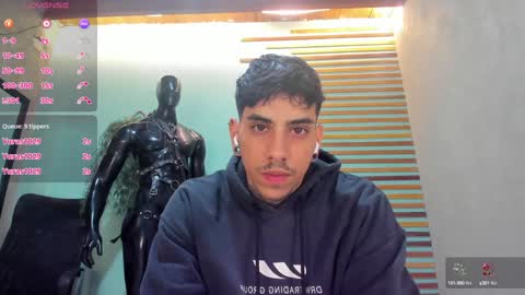 Snapshot of jharol_cardona chatting on 02.09.25 Jharol online show from 02.09.25