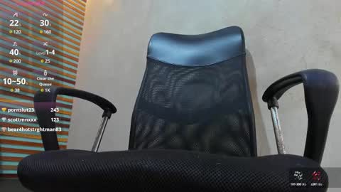 Snapshot of jharol_cardona chatting on 02.20.25 Jharol online show from 02.20.25