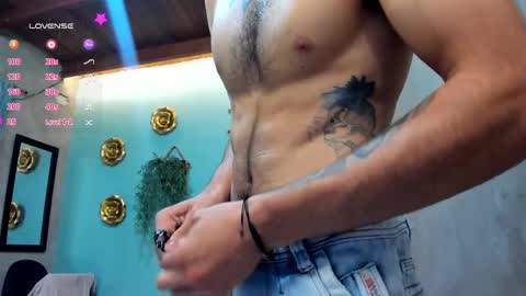 Snapshot of jharol_cardona chatting on 09.15.25 Jharol online show from 09.15.25