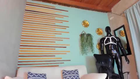 Jharol  online show from 02.15.26