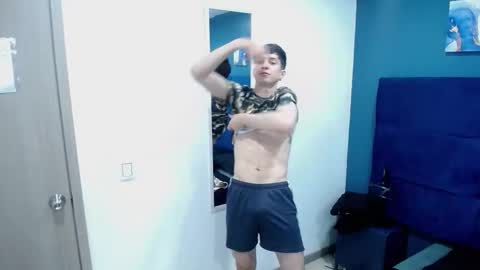 Snapshot of jheampiero chatting on 09.25.25 Jheampiero online show from 09.25.25