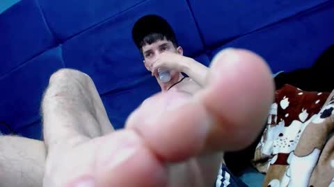 Snapshot of jheampiero chatting on 09.25.25 Jheampiero online show from 09.25.25