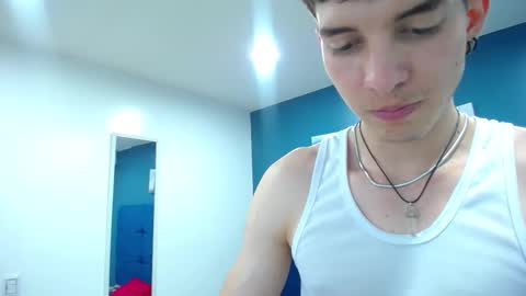 Snapshot of jheampiero chatting on 10.09.25 Jheampiero online show from 10.09.25