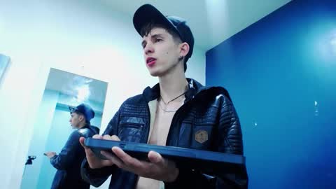 Jheampiero online show from 11.30.25