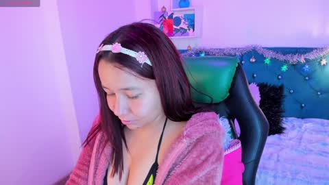 Jhiinny online show from 12.15.24