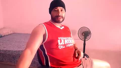 En moreno online show from 11.17.25