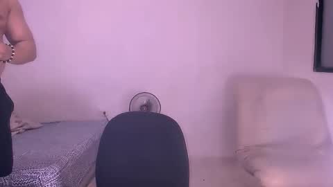 En moreno online show from 12.02.25