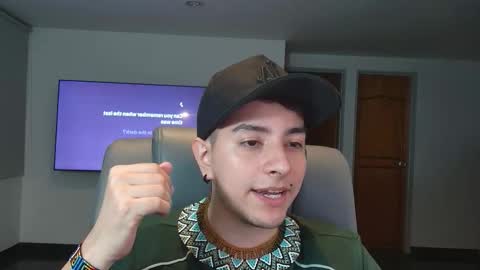 Jhoan Saenz online show from 11.08.25