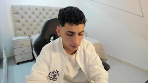 jhoanleandro online show from 10.09.25