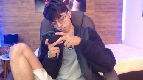 Jhoel online show from 12.06.24