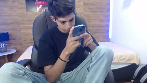 Jhoel online show from 02.06.25