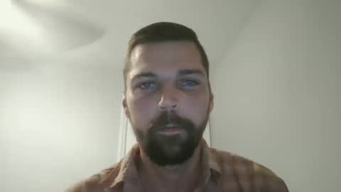 Snapshot of jholls chatting on 01.16.25 jholls online show from 01.16.25