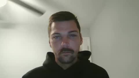 Snapshot of jholls chatting on 02.09.25 jholls online show from 02.09.25