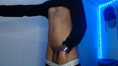 Snapshot of jhon_hot09 chatting on 10.12.25 jhon_hot09 online show from 10.12.25