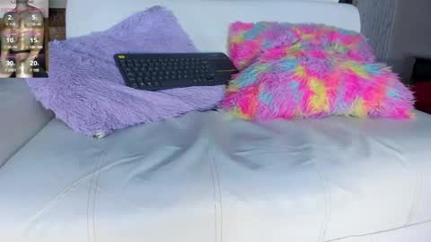 Snapshot of jhonaldsw chatting on 01.21.25 jhonaldsw online show from 01.21.25