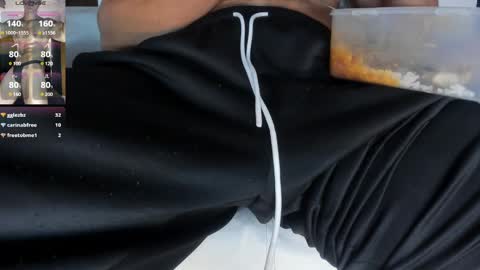 Snapshot of jhonaldsw chatting on 02.15.25 jhonaldsw online show from 02.15.25