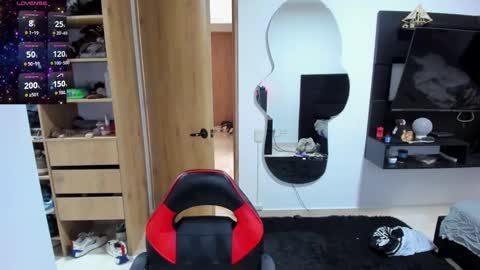 Snapshot of jhonaldsw chatting on 09.17.25 jhonaldsw online show from 09.17.25