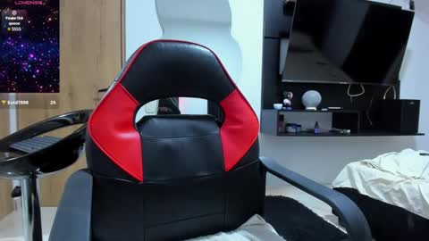 Snapshot of jhonaldsw chatting on 09.24.25 jhonaldsw online show from 09.24.25