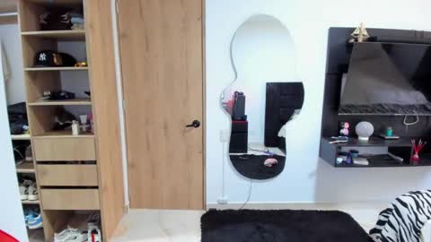 Snapshot of jhonaldsw chatting on 10.19.25 jhonaldsw online show from 10.19.25