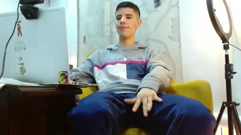 jhon online show from 10.20.25