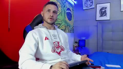 Snapshot of jhonny_flames7 chatting on 02.21.26 jhonny online show from 02.21.26