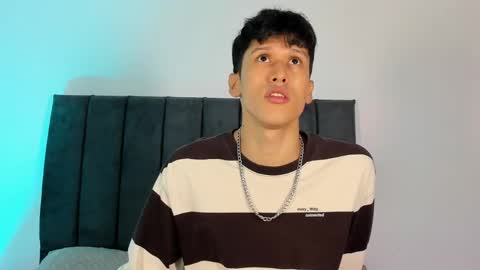 Snapshot of jhonny_morrone chatting on 03.24.26 Jhonny online show from 03.24.26