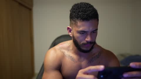   IG jhony serna  IG Personal jonathanserna88 online show from 12.15.24