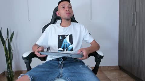 Jhors online show from 09.14.25