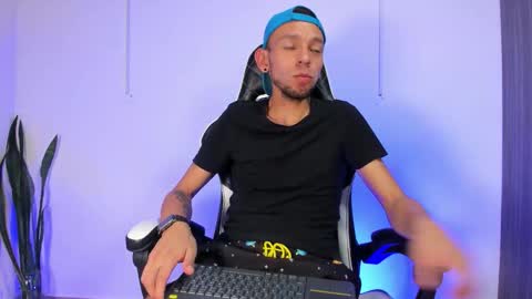 Jhors online show from 10.12.25