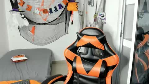 jhosep_hamilton online show from 10.24.25