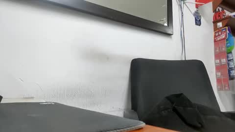 Snapshot of jhosuamoore chatting on 03.01.25 Jhosuamoore  online show from 03.01.25