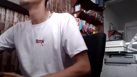 Snapshot of jhosuamoore chatting on 10.15.25 Jhosuamoore  online show from 10.15.25