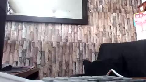 Snapshot of jhosuamoore2 chatting on 10.01.25 jhosuamoore2 online show from 10.01.25