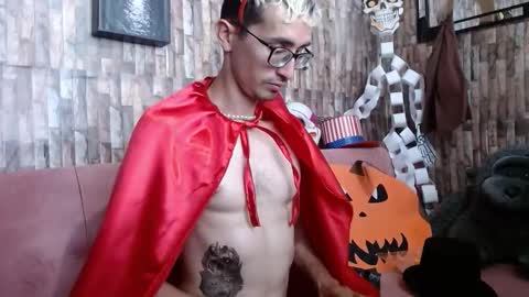 Snapshot of jhosuamoore2 chatting on 10.19.25 jhosuamoore2 online show from 10.19.25