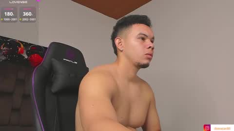 Jhonatan80  online show from 03.07.25