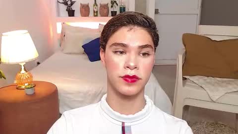 Jhuan Nhez online show from 11.12.25