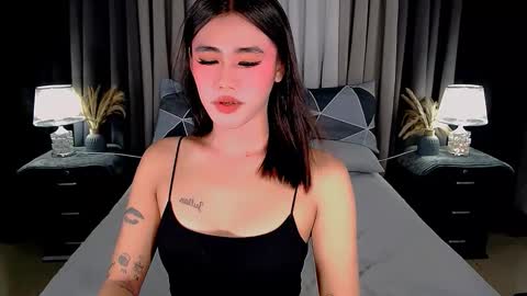 Snapshot of jhuliana_and_charles_room chatting on 09.16.25 jhuliana_and_charles_room online show from 09.16.25