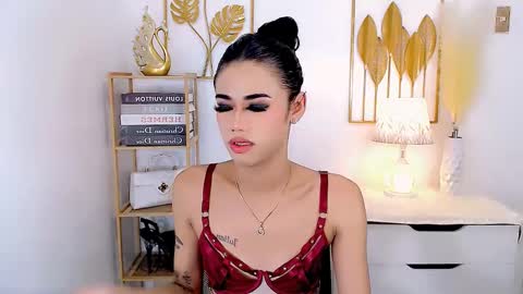 julie online show from 12.03.24