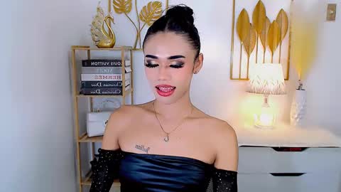 julie online show from 12.08.24
