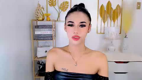 julie online show from 12.10.24