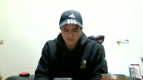 Snapshot of jhwozy chatting on 11.02.25 jhwozy online show from 11.02.25