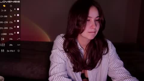 jia_lisaa online show from 07.26.26