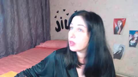 Snapshot of jill_stevens chatting on 10.04.25 Jill online show from 10.04.25