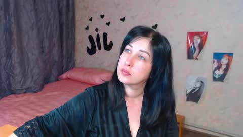 Snapshot of jill_stevens chatting on 10.15.25 Jill online show from 10.15.25