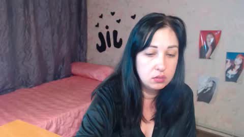 Snapshot of jill_stevens chatting on 10.24.25 Jill online show from 10.24.25