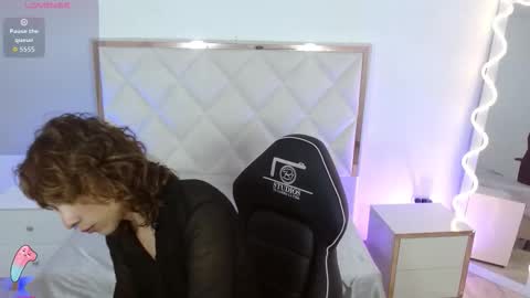 Snapshot of jim_tay chatting on 09.21.25 Hi Im Jim online show from 09.21.25