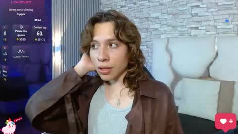 Snapshot of jim_tay chatting on 11.01.25 Hi Im Jim online show from 11.01.25