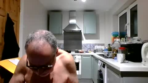 Snapshot of jimmybenido chatting on 12.03.24 Jim Redgewell online show from 12.03.24