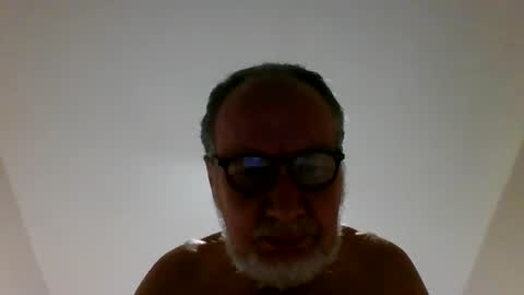 Snapshot of jimmybenido chatting on 12.25.24 Jim Redgewell online show from 12.25.24